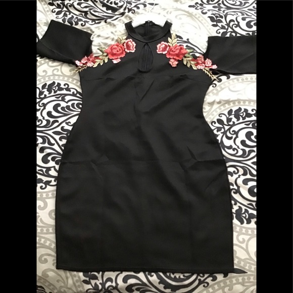 🌹 ‼️SALE 2 Sexy Black Rose Bodycon Dresses - Picture 6 of 7